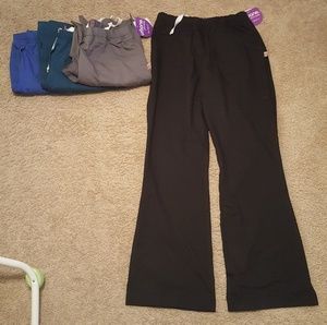 Urbane scrub pants xs